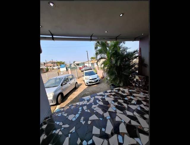 2 BEDROOM HOUSE FOR SALE IN STANMORE